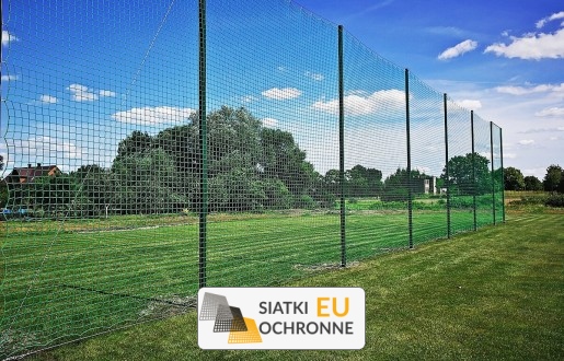   SiatkiOchronne.eu - Siatka ochronna zabezpieczająca teren gry 