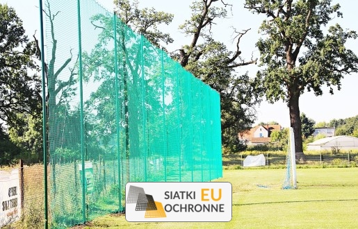   SiatkiOchronne.eu - Siatka ochronna zabezpieczająca teren gry 