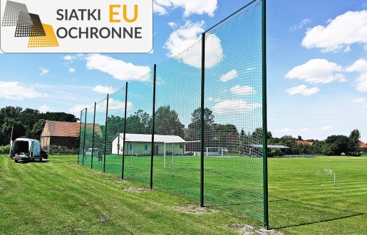 Siatka zabezpieczająca do boiska o wysokości 5 metrów SiatkiOchronne.eu - Siatka zabezpieczająca do boiska o wysokości 5 metrów