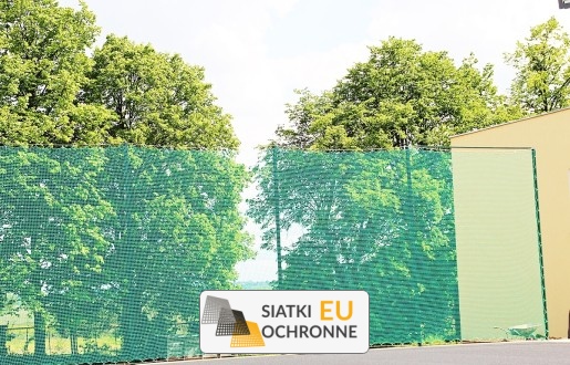   SiatkiOchronne.eu - Piłkochwyty 6m wys. z słupami i siatką 10x10cm o grubości 5mm Wysokość piłkochwytów 6m 