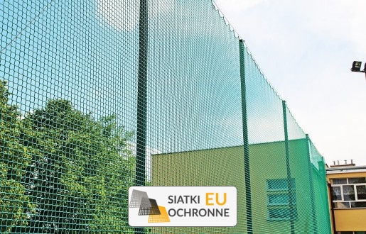   SiatkiOchronne.eu - Zabezpieczenie boisk sportowych 