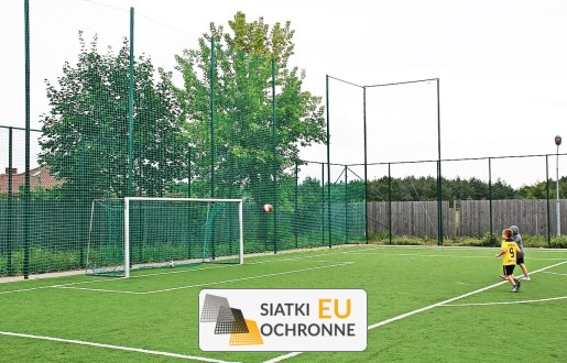   SiatkiOchronne.eu - Siatka do piłkochwytów 6m wysokości 