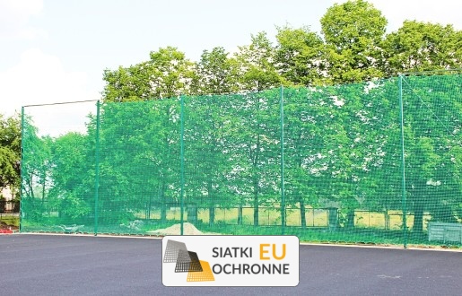   SiatkiOchronne.eu - Piłkochwt na szkolne boisko   Piłkochwyty na boiska w szkołach 