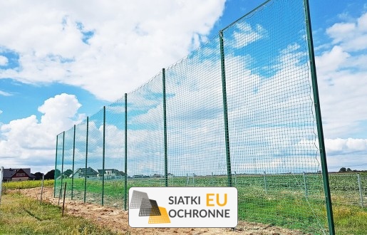   SiatkiOchronne.eu - Piłkochwyt 5m wysokości Siatka oczko 8x8cm Grubość siatki 6mm 