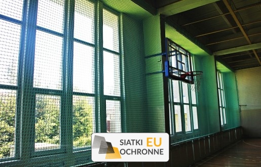   SiatkiOchronne.eu - Zabezpiecz swoją halę sportową dzięki naszym wytrzymałym siatkom na okna 
