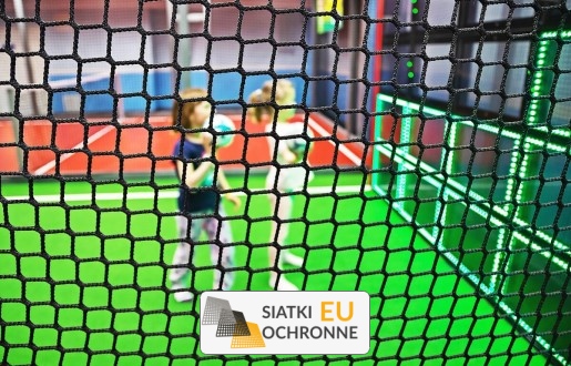  SiatkiOchronne.eu - Piłkochwyty na ściany do hali sportowej 