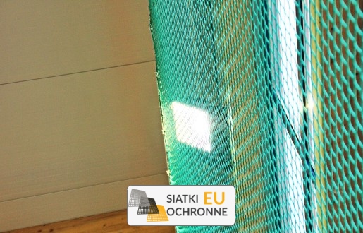   SiatkiOchronne.eu - Siatka sznurkowa na sufit - solidna ochrona dla twojej hali sportowej 