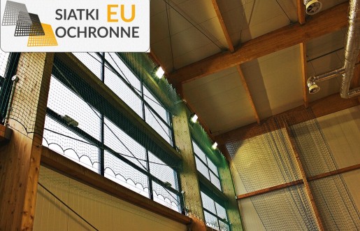   SiatkiOchronne.eu - Osłona z siatki bezpieczna dla obiektów sportowych 