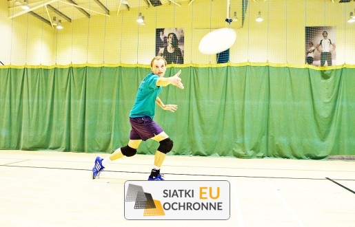   SiatkiOchronne.eu - Siatka na hale sportową   Zabezpieczenie siatką hali sportowej 