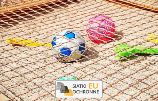 Solidna siatka zabezpieczająca dla parków linowych SiatkiOchronne.eu - Solidna siatka zabezpieczająca dla parków linowych