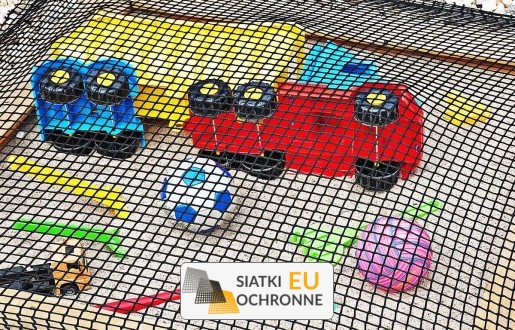   SiatkiOchronne.eu - Bezpieczna siatka ochronna na plac zabaw dla dzieci 